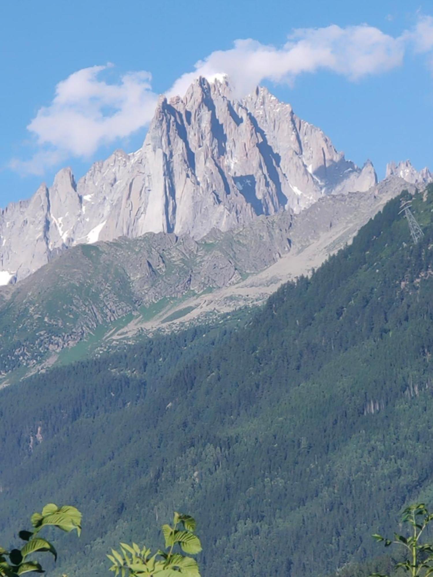 Beau Studio Dans La Vallee De Chamonix Les Trabets Exterior foto